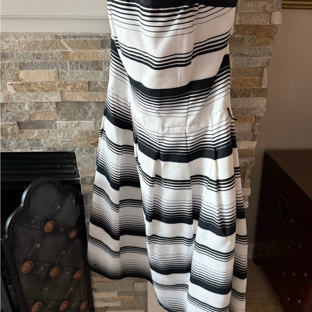 Adorable White House Black Market Black and White Striped Dress. New with Tags.